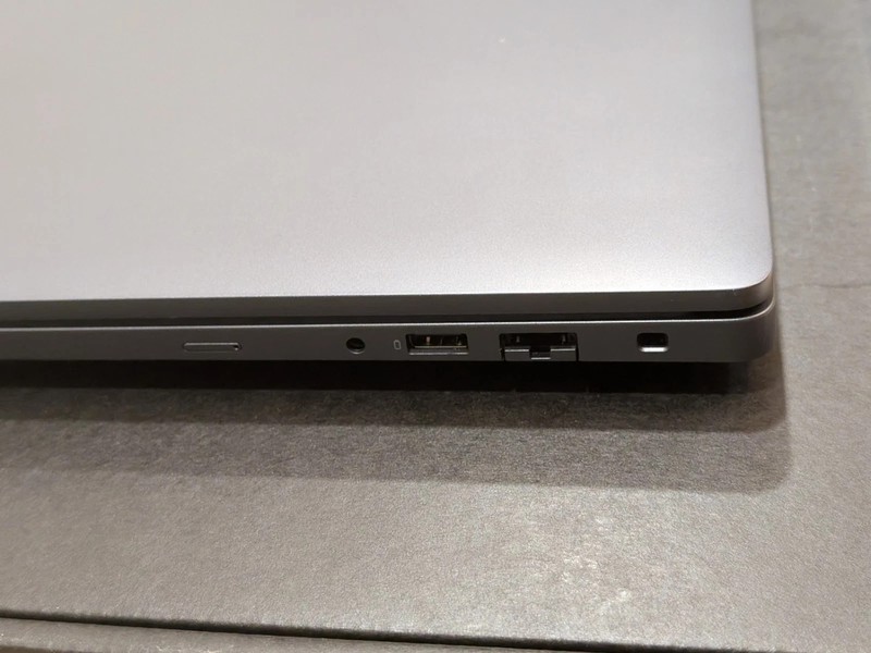 Dell Pro Max 16 MC16250 16" Intel Core Ultra 7 265H 32GB 256GB SSD Intel gallery