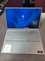 Dell Inspiron 5505 15.6″ Ryzen 5 4500U 8GB RAM 256SSD **READ**