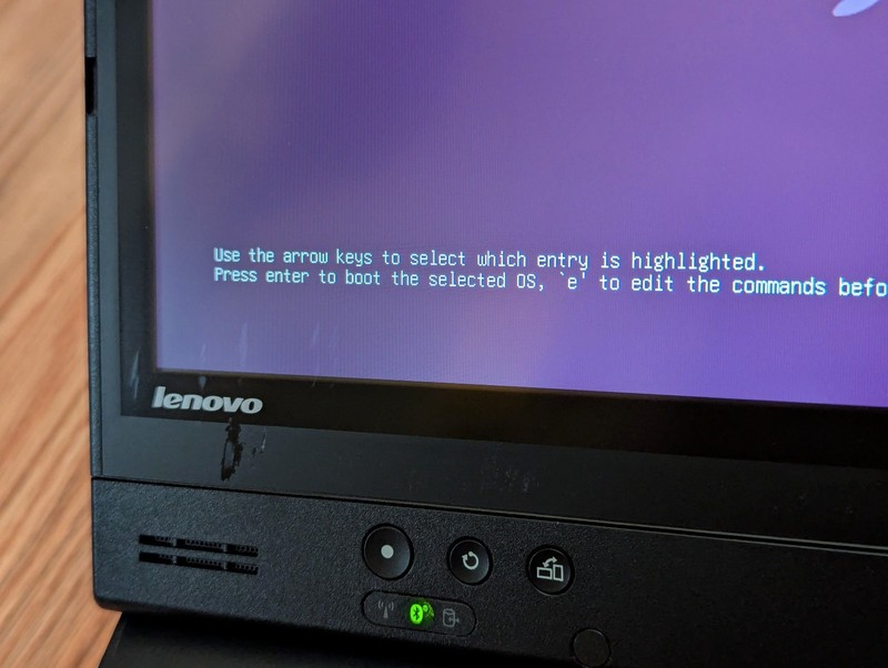 Libreboot Lenovo Thinkpad X220T Intel i5 8GB RAM 256GB SSD gallery