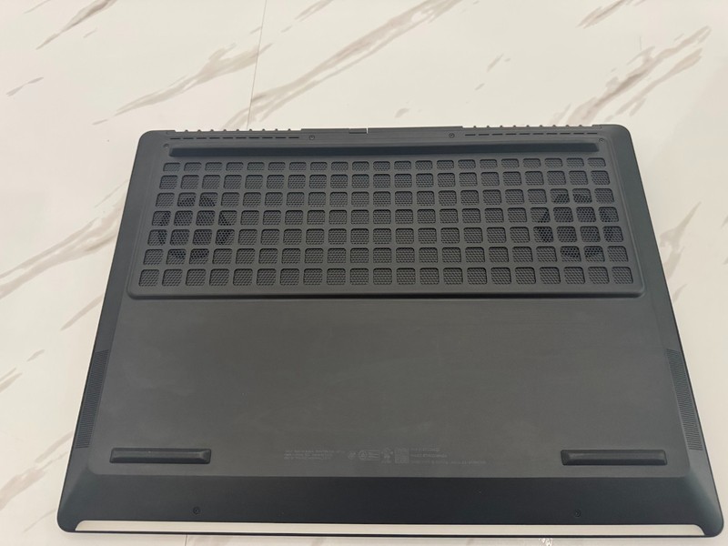 HP Omen Max 16 OLED 240Hz Core Ultra 9 275HX 2.7GHz 32GB RAM 2TB SSD RTX 5080 gallery