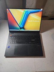 Asus Vivobook 16 s 40GB Ram 2TB storage, Intel Core i9 13th gen with charger