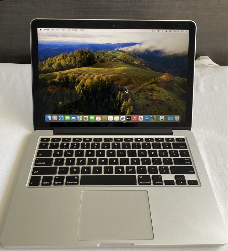 Apple MacBook Pro 13” Intel Core i5 2.7GHz - macOS 15.5 Sequoia gallery