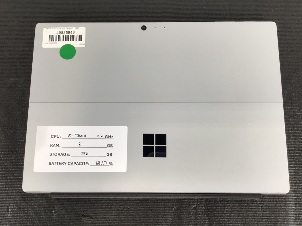 Microsoft Surface Pro 1796 i5-7300U 2.6GHz 8GB RAM 256GB SSD Keyboard 68% Batt ~