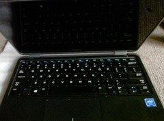 Dell Latitude 3190 2-in-1 (64GB / Intel Celeron/ 1.1 GHz)Windows 11! No Cords