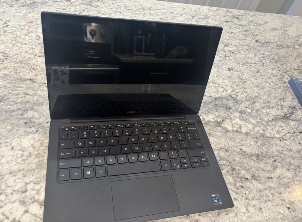 Dell XPS 13 9305 Silver Touch Screen Laptop i7 Windows 11 Pro w/ Charger