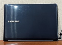 Samsung ATIV Book 9 Lite 13.3″ Touchscreen Laptop | Great Condition With charger