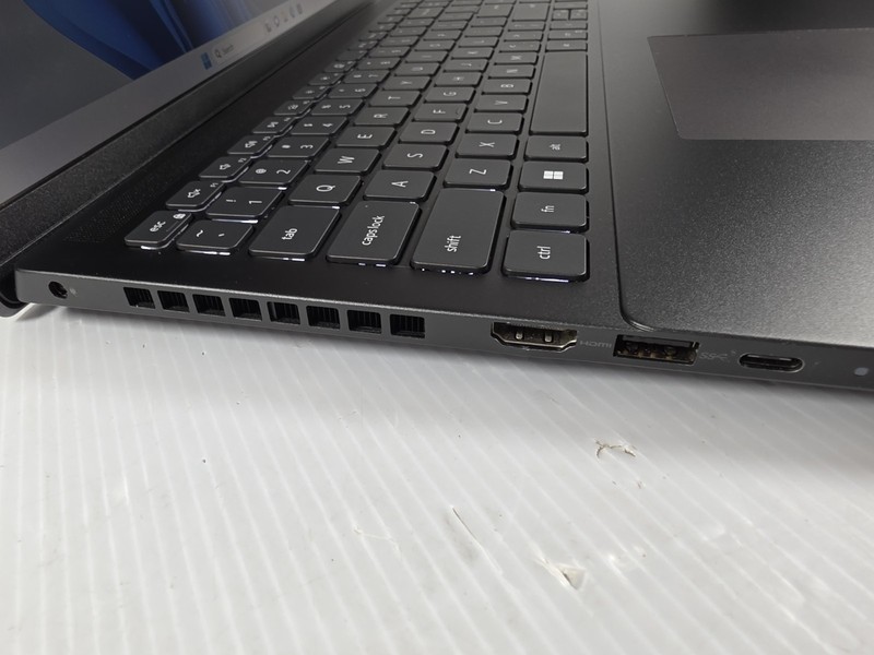 DELL Vostro 7620 i7-12700H 16GB Ram 512GB Nvidia GeForce RTX 3050 Ti Win 11 gallery