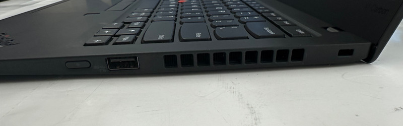 Lenovo 20QD000SUS TP X1 Carbon 7th Gen 14" 512GB SSD Intel UHD Graphics W11 Pro gallery