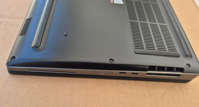DELL PRECISION 7530 i7-8850H 2.6GHZ DDR4 32GB NVME 512GB QUADRO P2000 4GB gallery