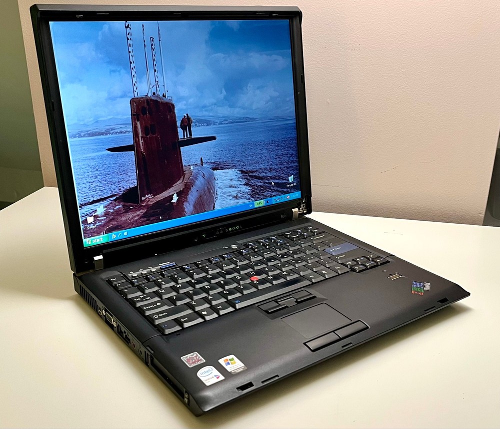 IBM Lenovo ThinkPad R60 Core Duo 3GB RAM 120GB SSD 15" 4:3 XGA XP | Screen Bezel