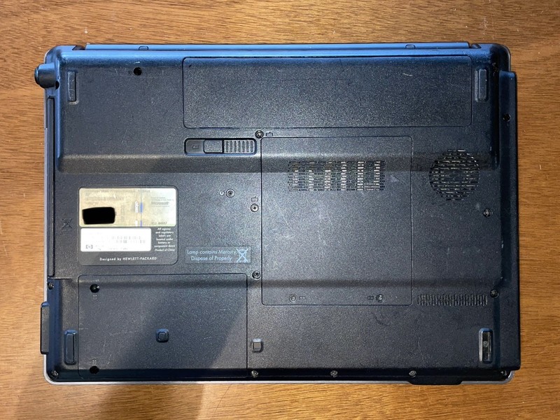 Compaq Presario C700 Windows Vista Laptop w/chrg, batt. gallery