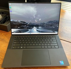Dell XPS 15 9500 – i7-12700H / 16 GB RAM / 512 GB SSD / RTX 3050 Ti – Excellent