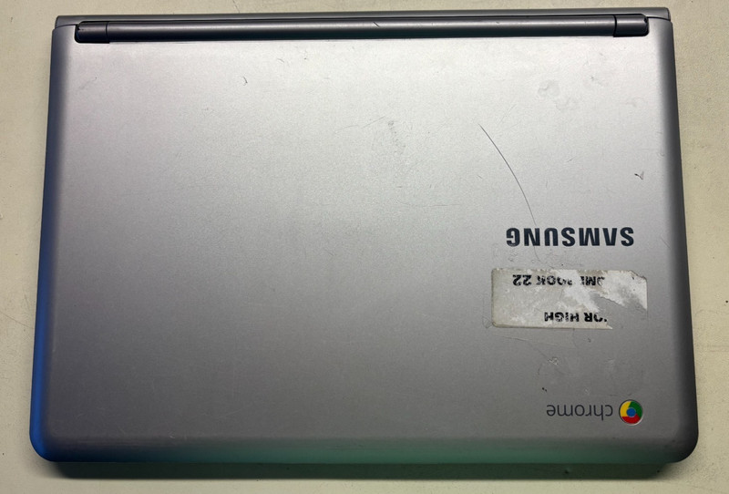 Lot of 4 Samsung Chromebook XE30C12 11.6 Laptop For Parts. No Power/LCD/Bezel gallery