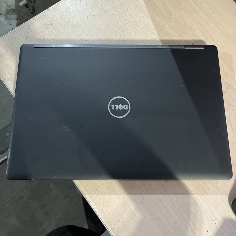 DELL LATITUDE 5580 INTEL CORE I7 7TH GEN 8GB RAM NO HD gallery