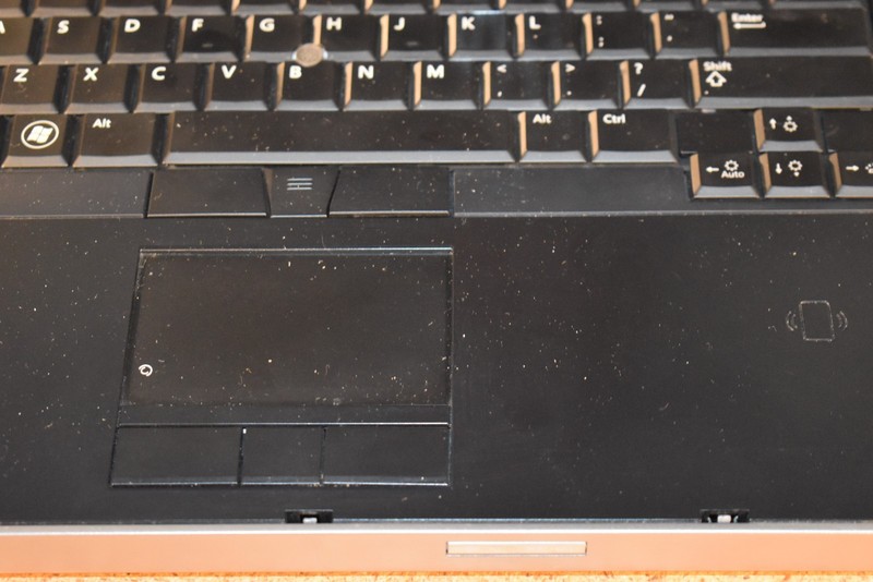 Dell Precision M6400 17" Windows XP Quad Q9300 1TB NVidia 3700M 1920x1200 WUXGA gallery
