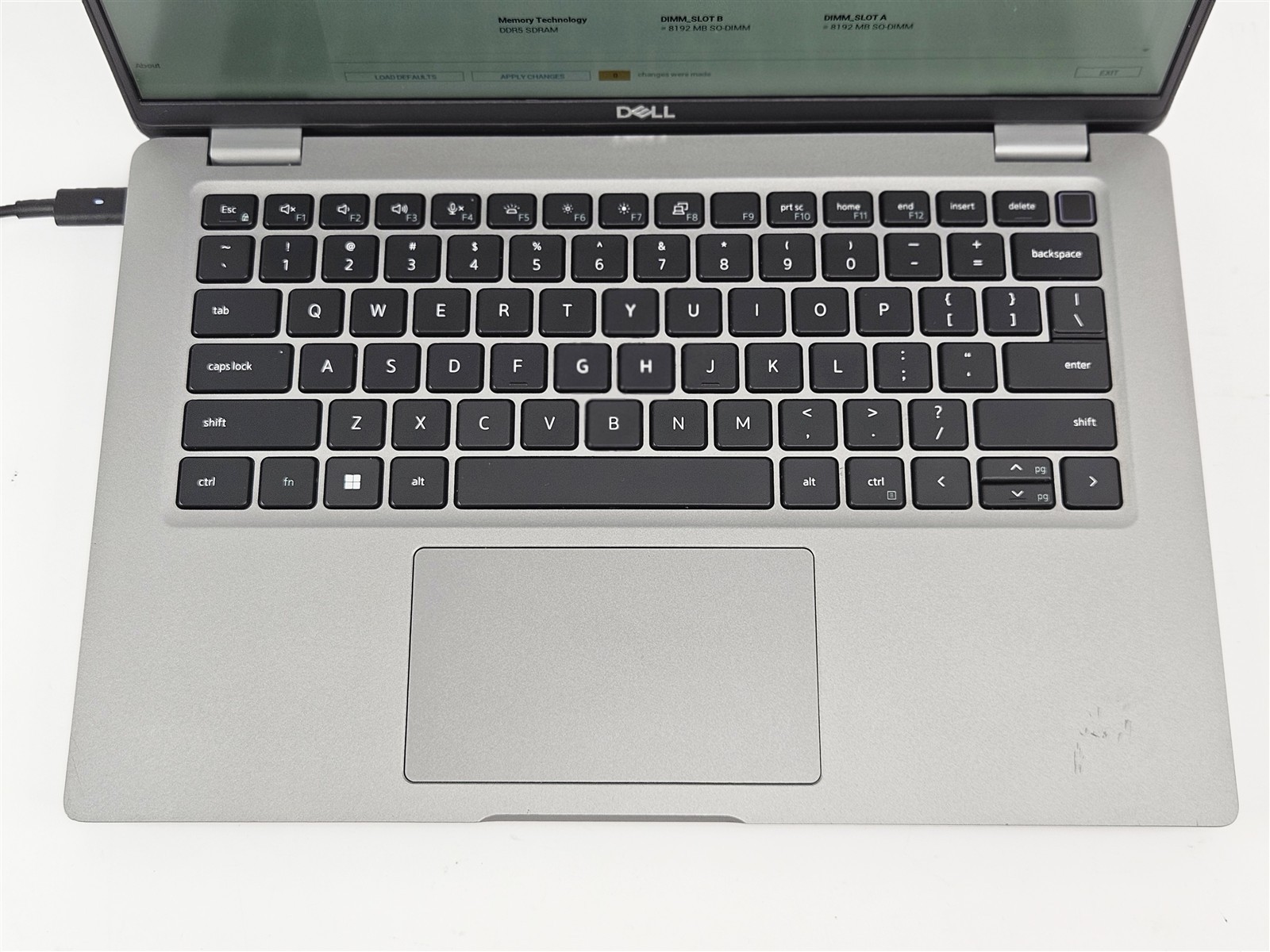 Dell Latitude 5431 i7-1270P 16GB 256GB SSD 14" FHD Backlit FP Webcam gallery
