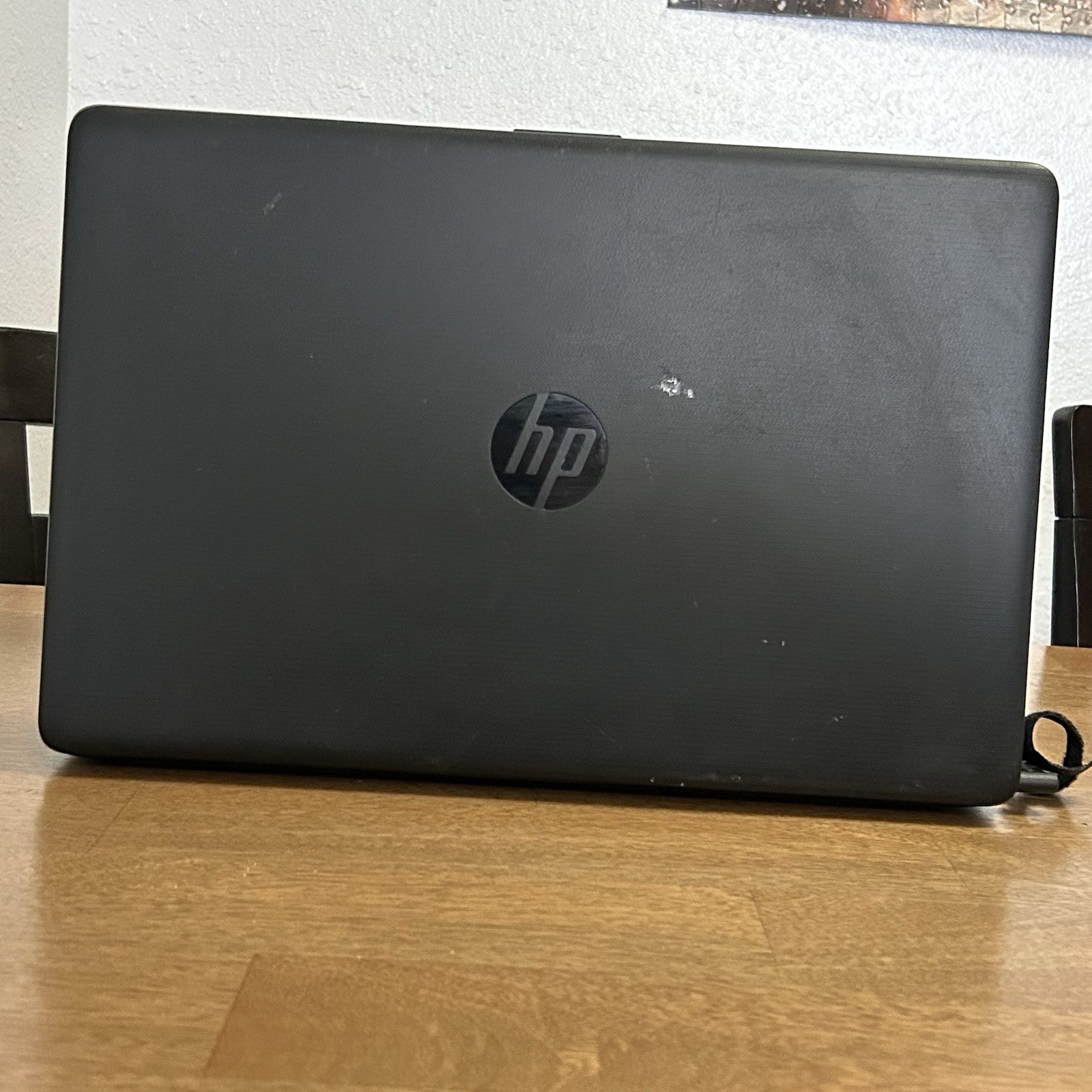 HP 15-db0xxx 15.6” Ryzen 3 2200U 4GB RAM 1TB HDD Windows 11 + Charger gallery