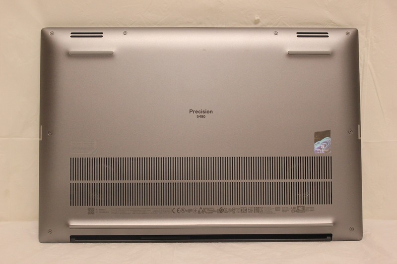 Dell Precision 5490 14" Core Ultra 7 165H 3.8GHz 32GB RAM 1TB SSD RTX 2000 D2 gallery