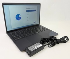 Dell 15 DC15255 15.6″ FHD Touch Ryzen 7 7730U 16GB 512GB SSD W11H