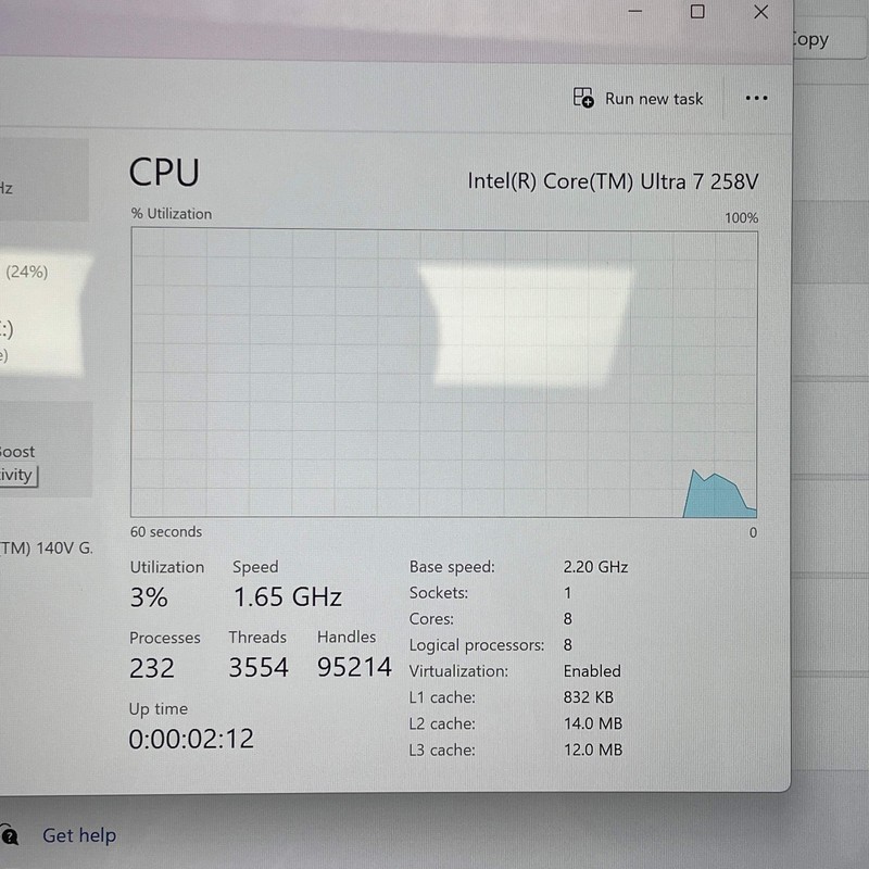 Lenovo Yoga Slim 7i 9596U3V3L 14" Core Ultra 7 285V 2.2GHz 32GB RAM 1TB SSD gallery