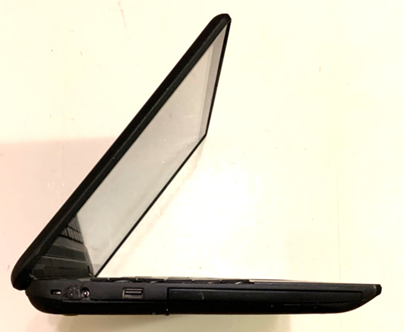 Toshiba Satellite C55-A Touch Screen 15.6" WIN 11 ACTIVATED i5 8GB RAM 750GB HDD gallery
