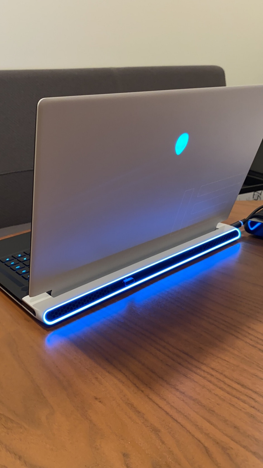 Alienware X15 R2 2022 - 240Hz RTX3080Ti - i7 12700H - 32GB - 1TB Memory gallery