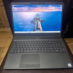 Dell Precision 7550 15.6” Xeon W-10885M 2TB SSD 64GB RTX 3000 4K Win 11