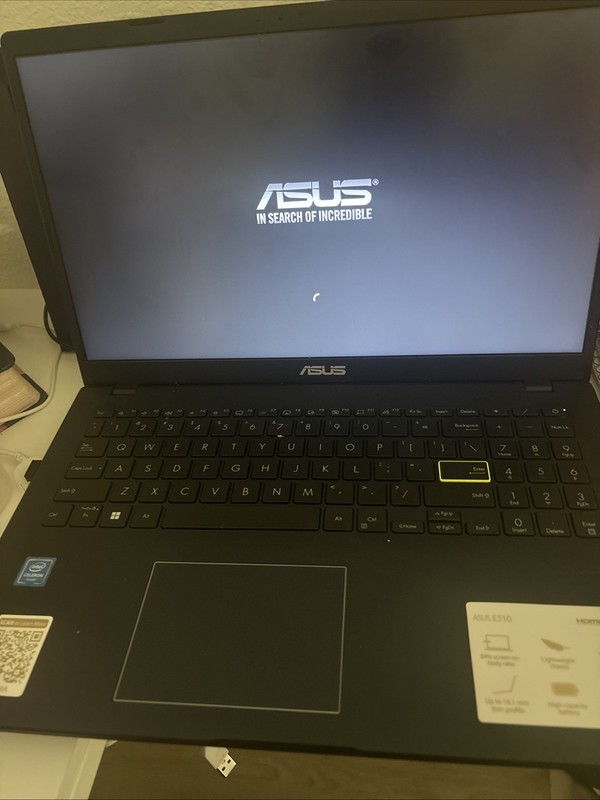 Asus E510 15.6 Model E51A gallery