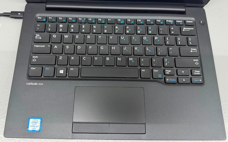 Dell Latitude 7370 13.3" Core m7 16GB RAM 0GB SSD USED MISSING INTERNAL BATTERY gallery