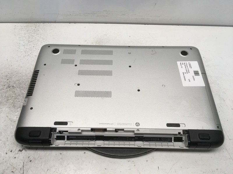 HP Pavilion 17-F053US AMD A8-6410 2000MHz 6 GB NO HDD No Batt gallery