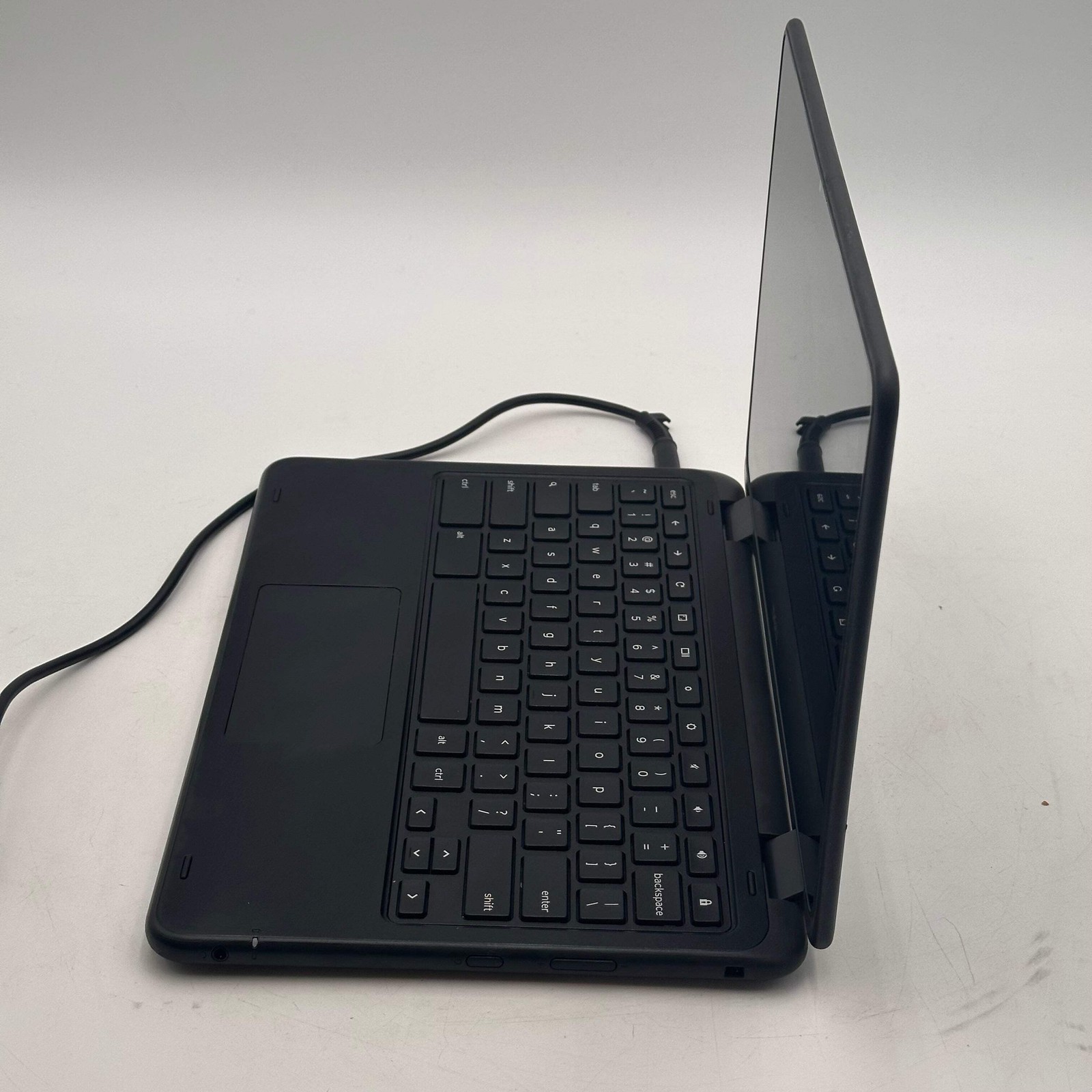 Dell Chromebook 11 3189 4GB Ram 32GB Battery Faulty gallery