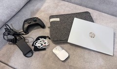 HP Pavilion Aero 13 | Ryzen 7 | 16GB | 512GB SSD | 1kg Ultralight + Extras