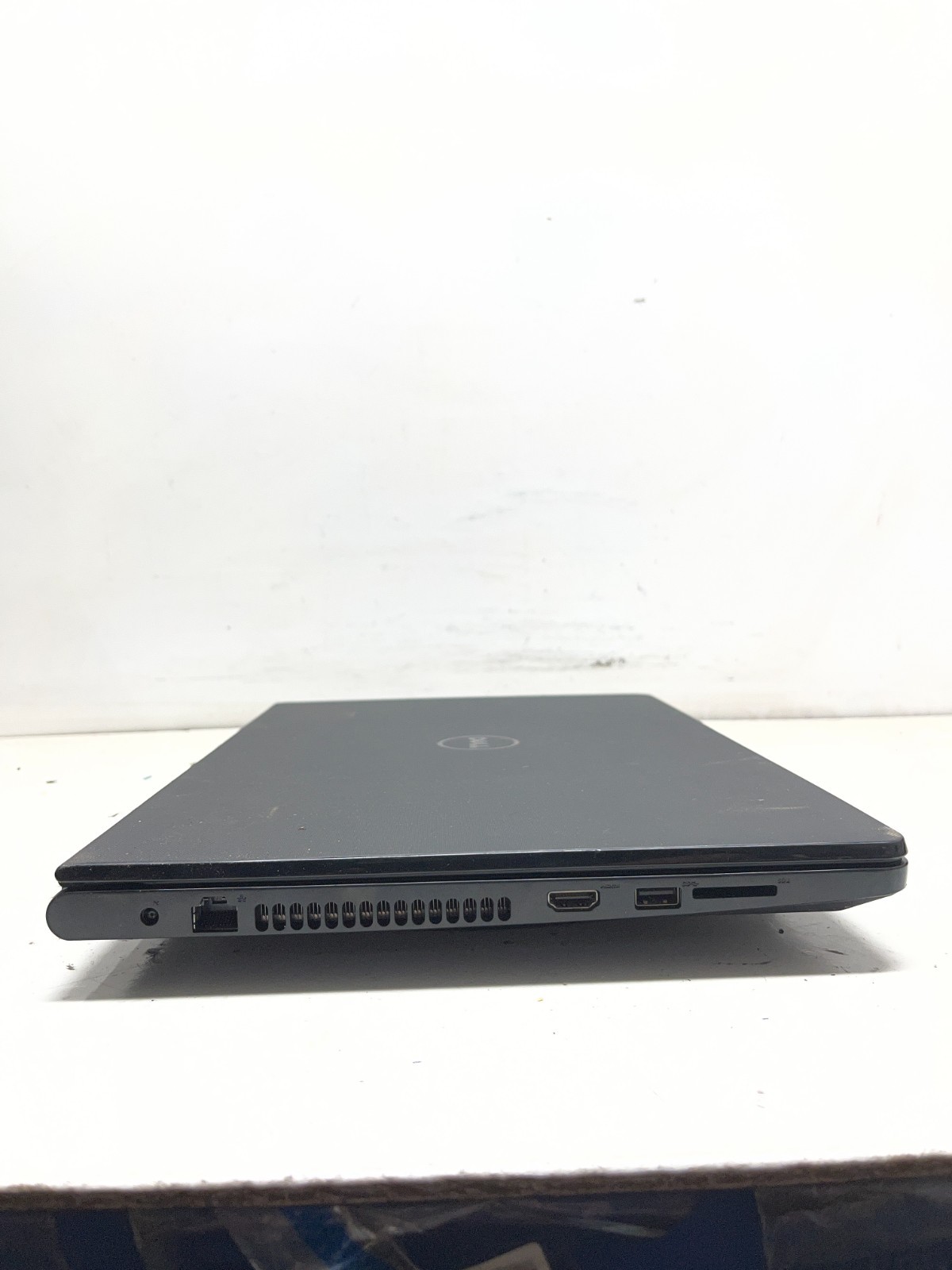 Dell Inspiron 15 P47F Intel Core i3 5th Gen 2.1GHz NO HDD gallery