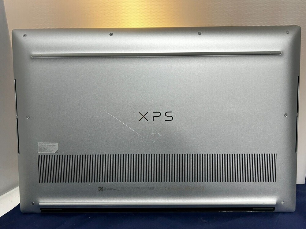 Dell XPS 9510 15.6" (1TB SSD, i9-11900H, 64GB DDR4) RTX 3050 4K UHD Win11 Pro