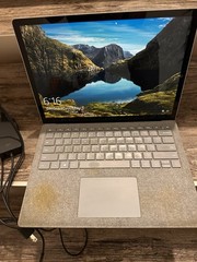 Microsoft Surface Laptop 1769 i5 7300U 256GB SSD 8GB RAM Touch Screen +Charger