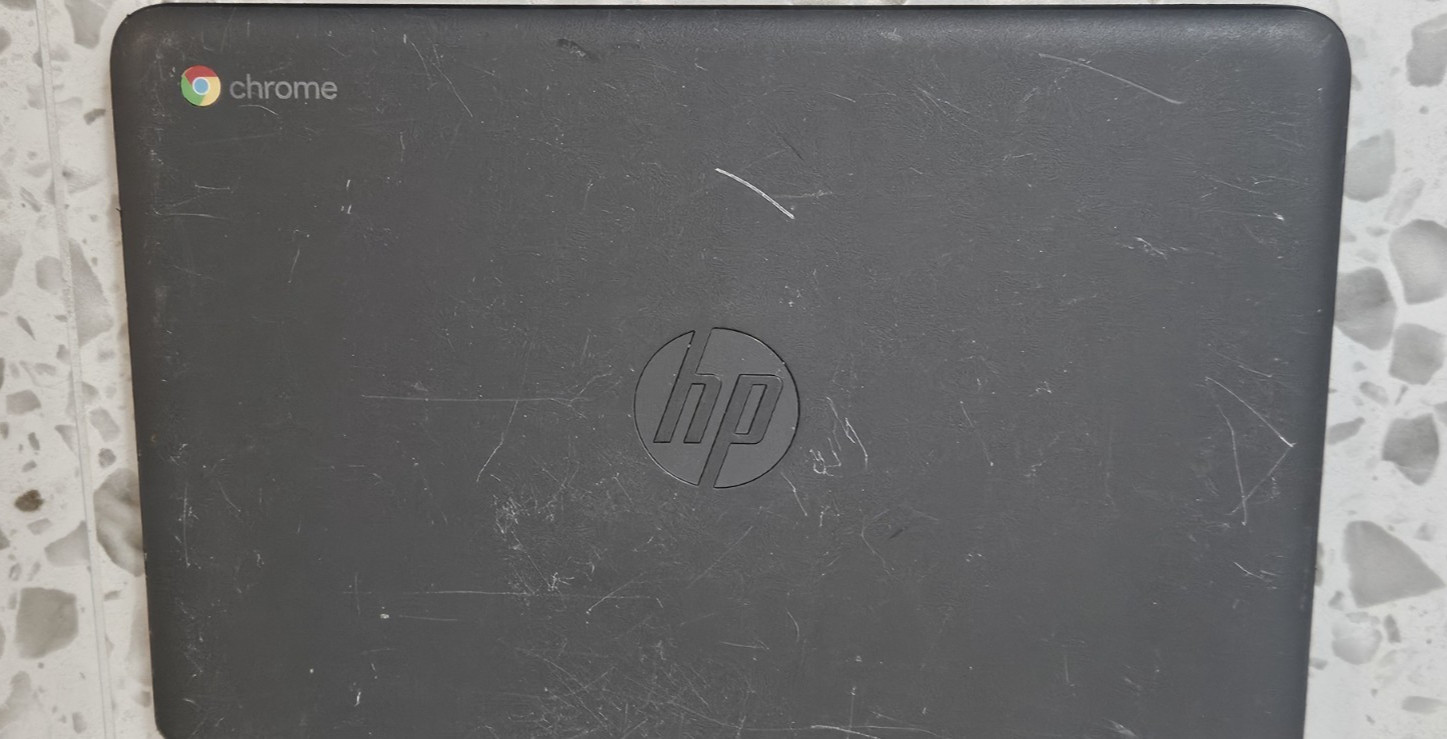 HP Chromebook- 11A G6 EE Black- TESTED- works plugged in / No Power Chord gallery