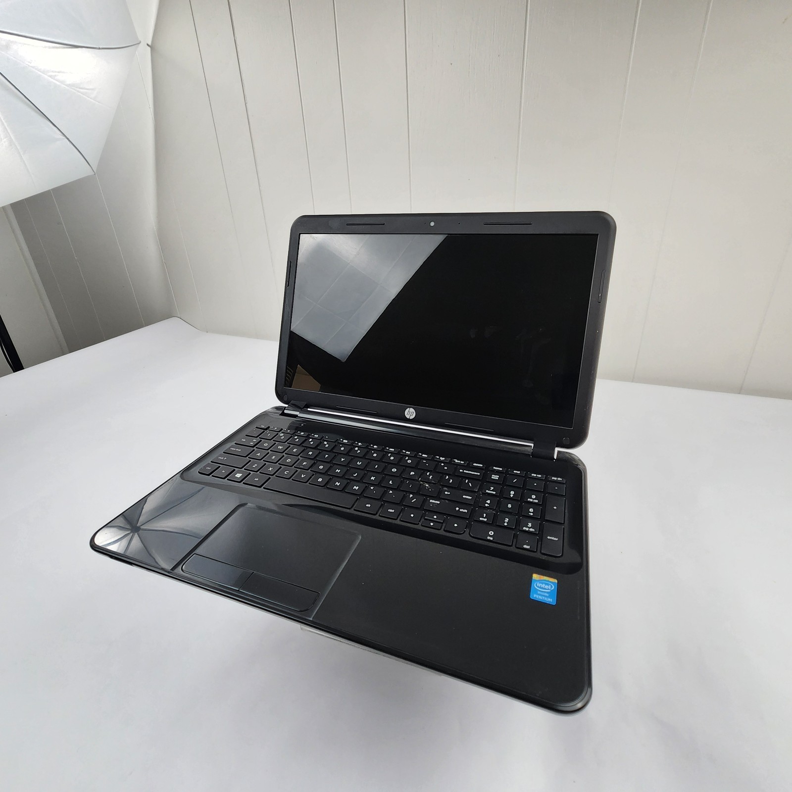 HP Notebook 15-d035dx 15.6" Laptop Intel Pentium (No Power Adapter) gallery