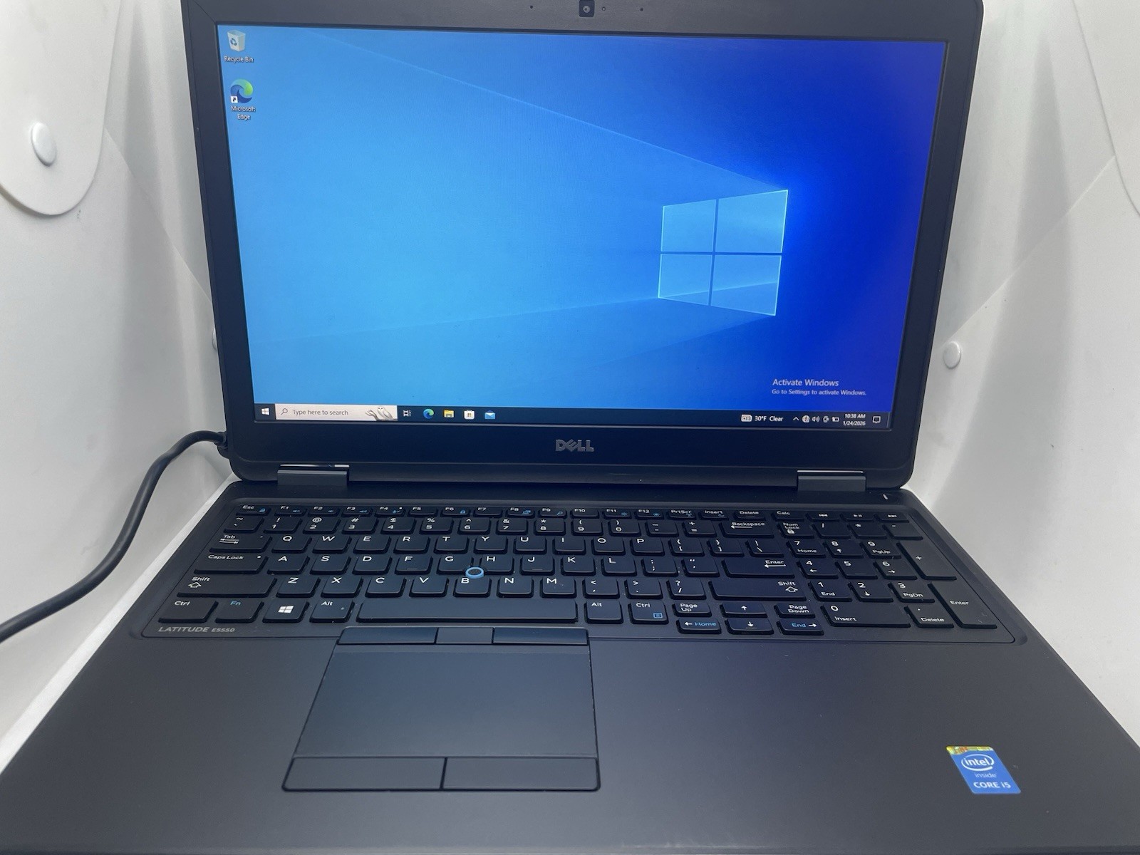 Dell Latitude E5550 i5-5300U 2.3GHz 8gb Ram 120gb SSD gallery