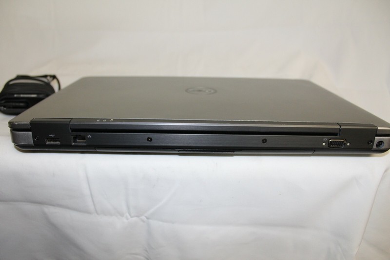 Dell Latitude E6540 15.6 inch (250GB, Intel Core i5 4th Gen.,2.70GHz, 8GB) WIN10 gallery