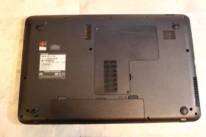 Toshiba Satellite C875-S7103 Laptop 500 GB Hard Drive Wiped 4 GB Ram gallery