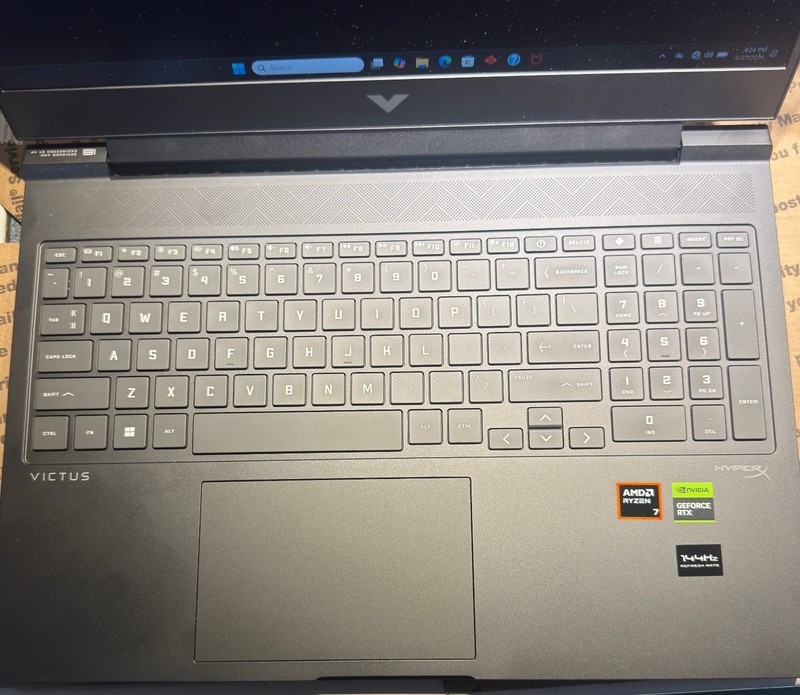 HP Victus 16" Ryzen 7 8845HS 16GB 512GB RTX 4070 gallery
