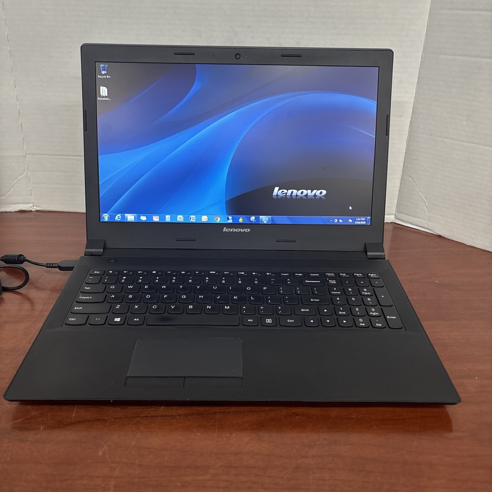 Lenovo B50-45 Laptop AMD E1 8GB RAM 300GB HDD Win 7 Pro gallery