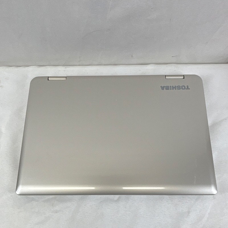 Toshiba Satellite L15W-B1303 Notebook Laptop Intel Processor Silver gallery
