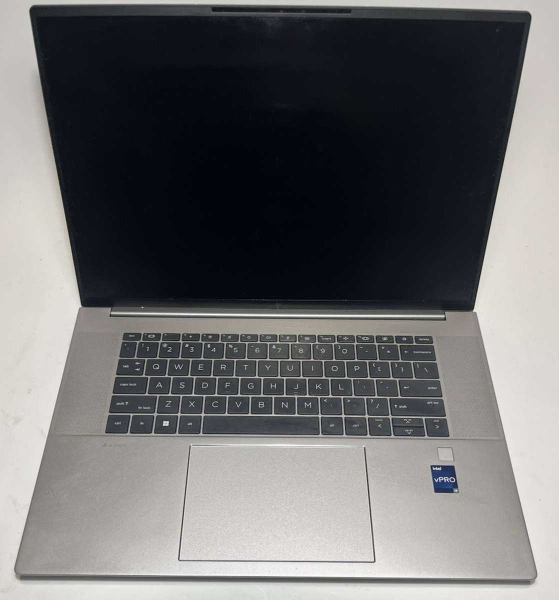 HP ZBook Studio G9 16" Intel i9-12900H |NO RAM / SSD | BAD SCREEN / FOR PARTS gallery