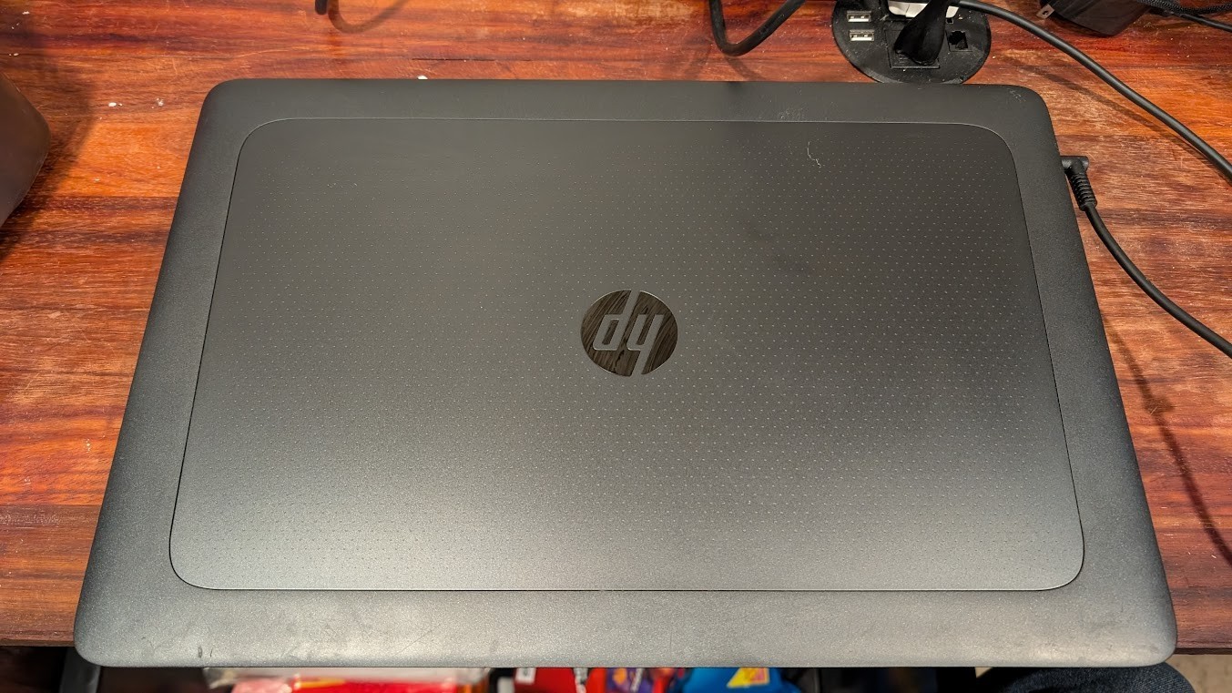 HP ZBook 15 G3 15.6'' (512GB SSD Intel Core i7-6700HQ 2.6GHz 16GB RAM) Laptop gallery