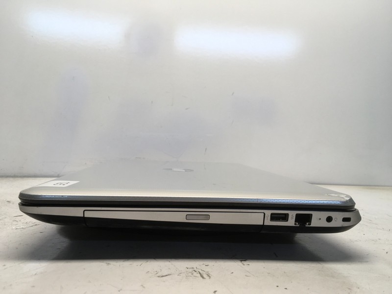 HP Pavilion 17-E137CL AMD A8-5550M 2100MHz 6 GB NO HDD gallery