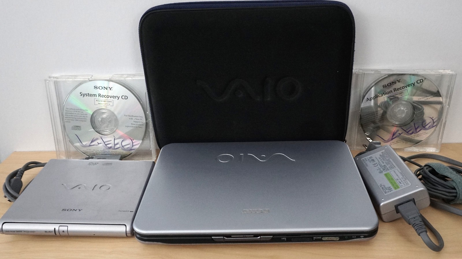 Sony Vaio PCG-SRX87 Notebook Computer Legacy Vintage Laptop Netbook Accessories gallery