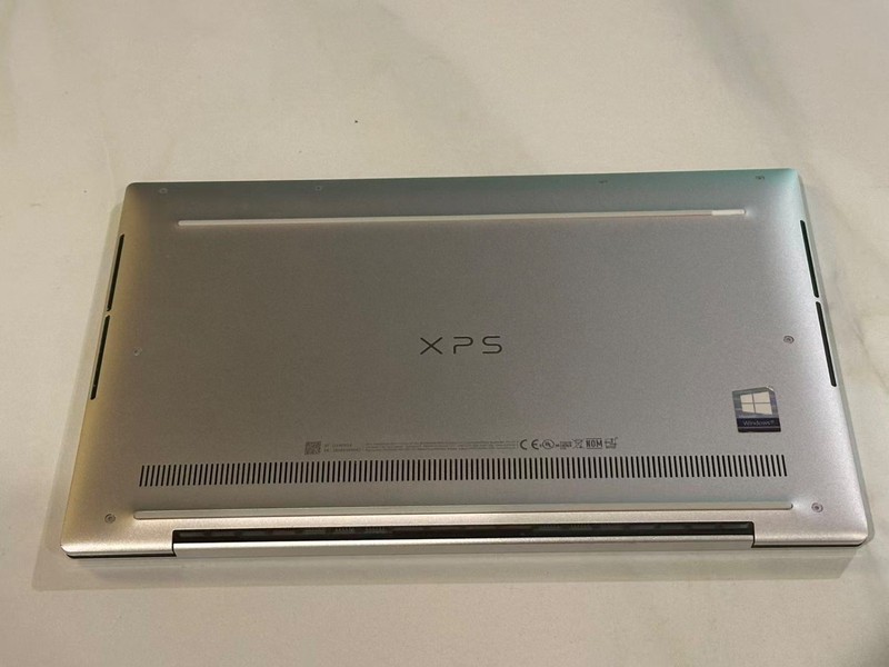 Dell XPS 13 9310 i5-1135G7 8GB RAM 512GB SSD 13.4" FHD+ Win11 Pro gallery