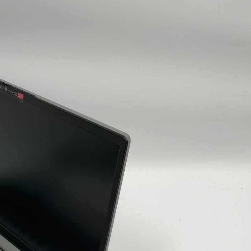 Lenovo IdeaPad 1 82V6 14" Celeron N4020 1.1GHz 4GB RAM 64GB SSD gallery