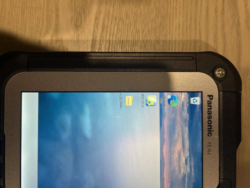 Panasonic Toughbook FZ-G2 (FZ-G2ABHBEVJ) (4g LTE) + Charger gallery
